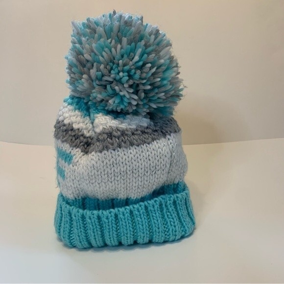 Children’s Place - Pom Pom Hat Light Blue, Gray, & White #Perf - Picture 2 of 7